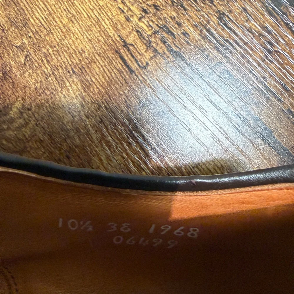Allen Edmonds men’s wingtips - Picture 9 of 11